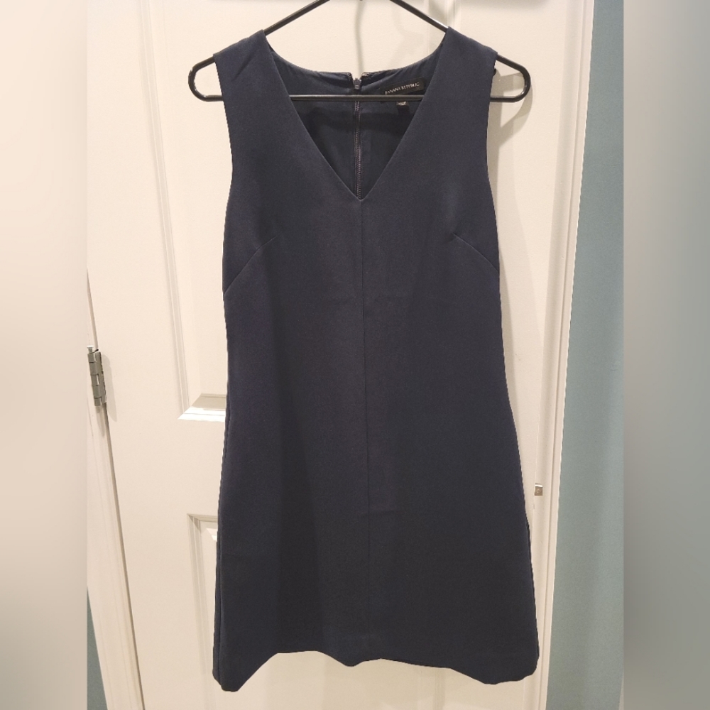 Banana Republic Navy dress with POCKETS